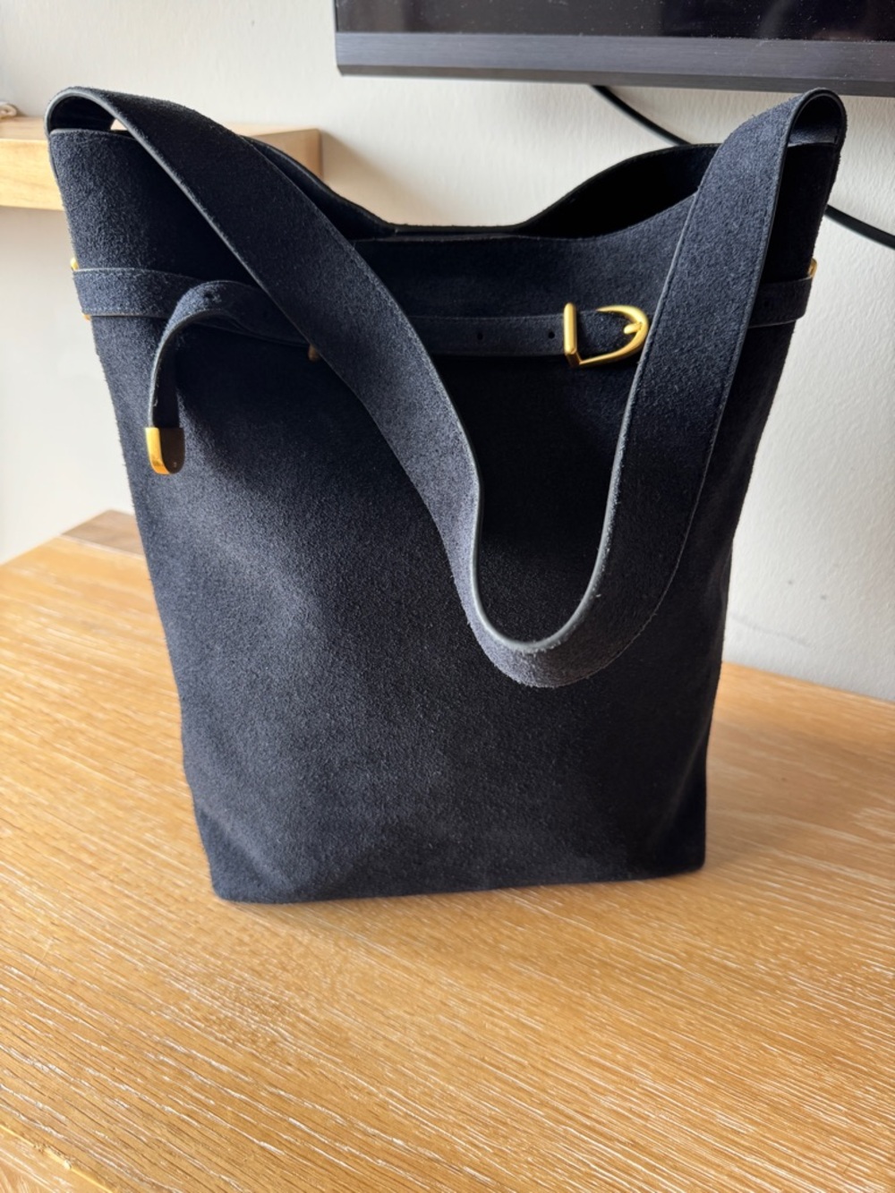 MADEWELL The Essential Belted Bucket Tote in Suede, Juniper Berry (NWT) 🫐 - Picture 3 of 16